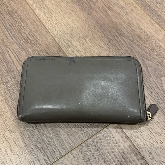 PRADA HALF ZIP WALLET - Picture 4 of 8